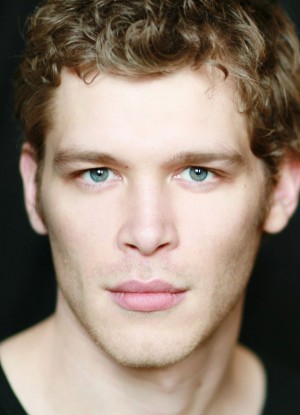 joseph-morgan-klaus-vampire-diaries-300x415